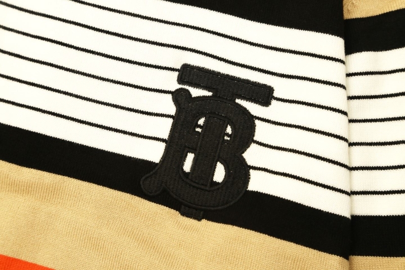 Burberry Sweaters